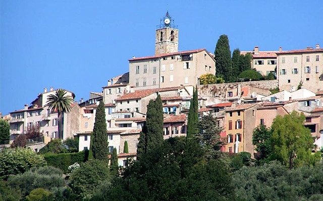 Voir les pizzerias à Châteauneuf-Grasse (06740)